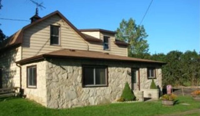 Harmony House on South Bay, Pelee Island