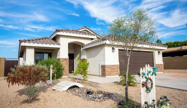 Hideaway in the Heart of the City/2-K bed, centrally located home