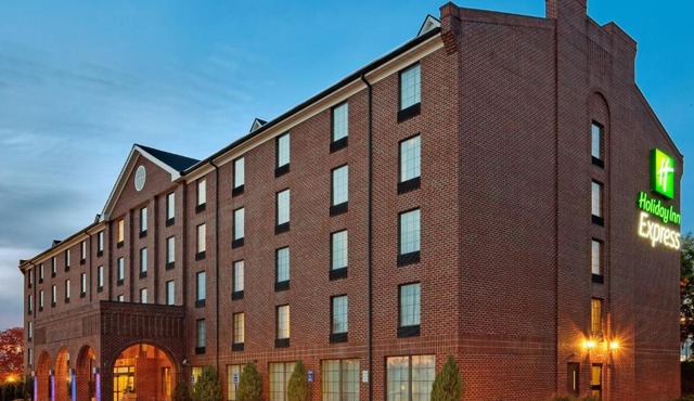Holiday Inn Express Harrisburg East by IHG