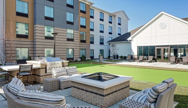 Homewood Suites By Hilton Ronkonkoma