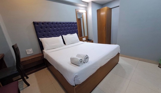 Hotel Cruz Royale