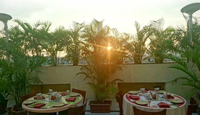 Hotel Mogul Palace