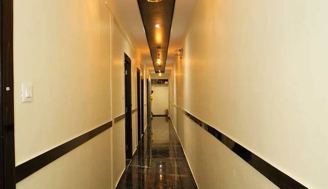Hotel Rinza Residency