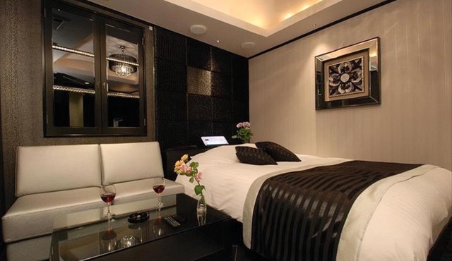 HOTEL Shuffle