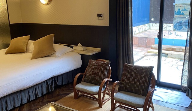 Hotel Takao Asile