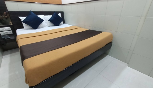 Hotel Triton