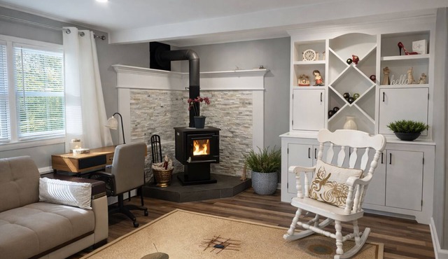Hudson Valley Retreat &Fire Pit Near Warwick Wineries & Skiing
