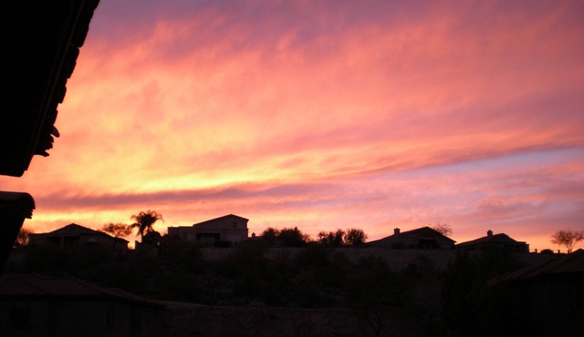 Huge discounts! Summer rates are in effect beautiful mountain views, sunsets.