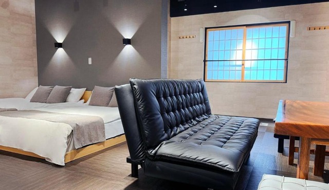 IKEBUKURO TOKIWA 10 BUILDING 6min walk from Ikebukuro Station Direct access to the airport