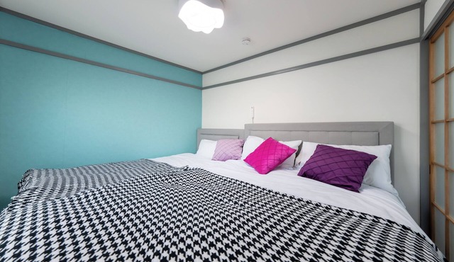 IRODORI-Omori: Travel like you live. 6min to Shinagawa, sleeps 5. Quiet,