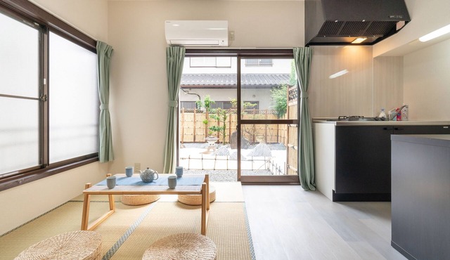 Japanese garden house. 7mins walk to Yamanote line station