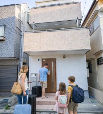 Japanese style single-family house, three floors, 75 square meters, three bedrooms and one living room