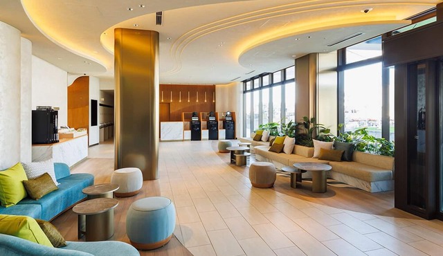 JR East Hotel Mets Premier Makuhari Toyosuna
