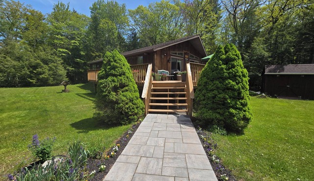 Kaaterskill Waterfall House