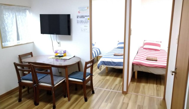 Kaminarimon 1/F 3 bedrooms, 6 beds, 2 to