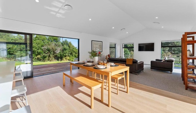 Kinloch Retreat