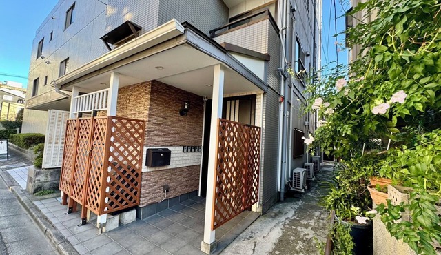 Kobayashi Building