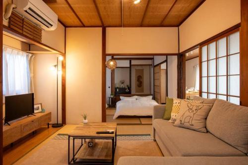 KOISI小石 Renovated Japanese house 12min walk fm広島駅 Max5ppl 3LDK