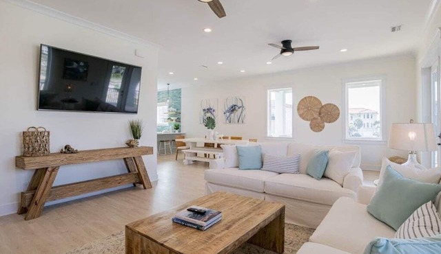Laguna Key | Gulf Shores | Gorgeous home with beach, pool, and lagoon access! Pet Friendly!