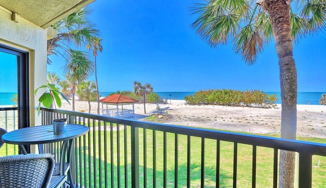 Land's End 203 bldg 11 - Stunning Gulf Views, Remodeled!