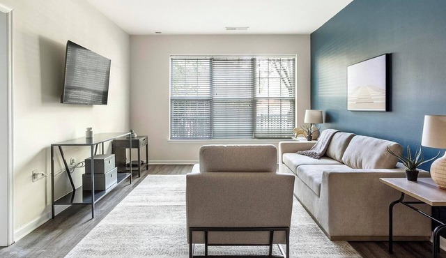 Landing | Beautiful 2BD, Gym, Clubhouse