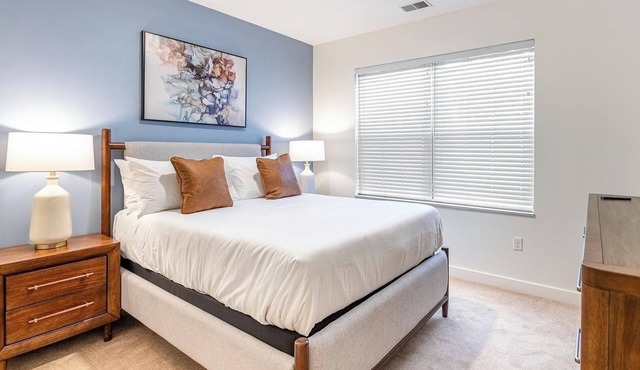 Landing | Chic 1BD, Gym