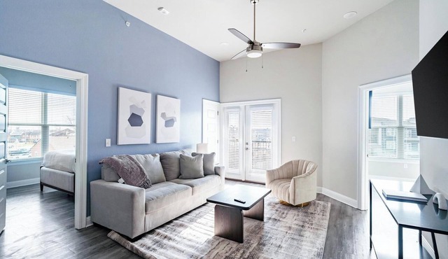 Landing | Incredible 2BD, Gym, Clubhouse