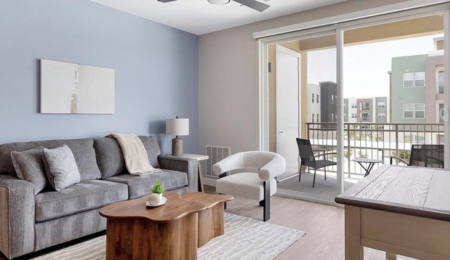Landing | Modern 1BD, Gym, Clubhouse