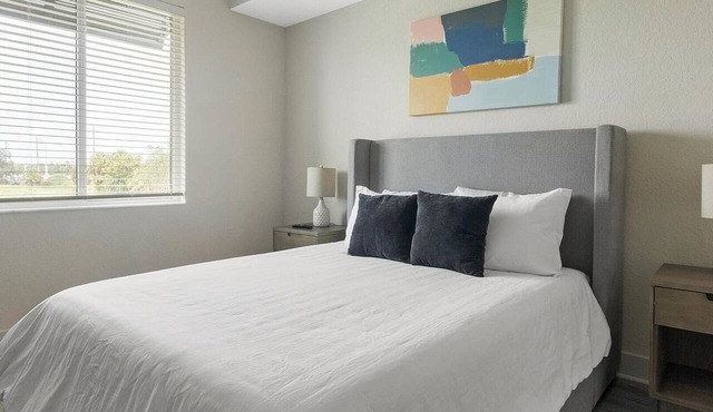 Landing | Modern 1BD, Gym, Yoga Studio