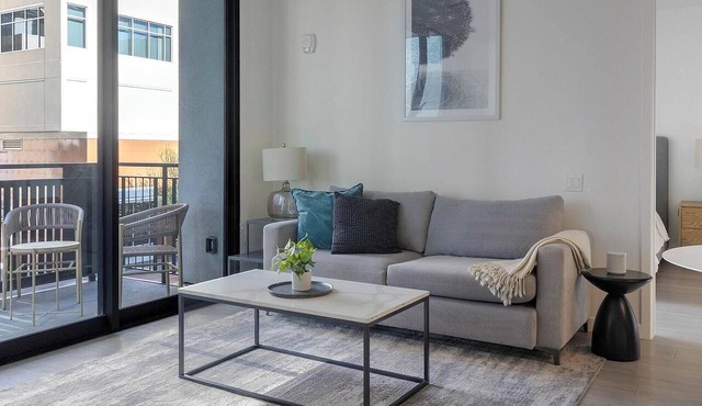 Landing | Modern 2BD, Clubhouse, Courtyard