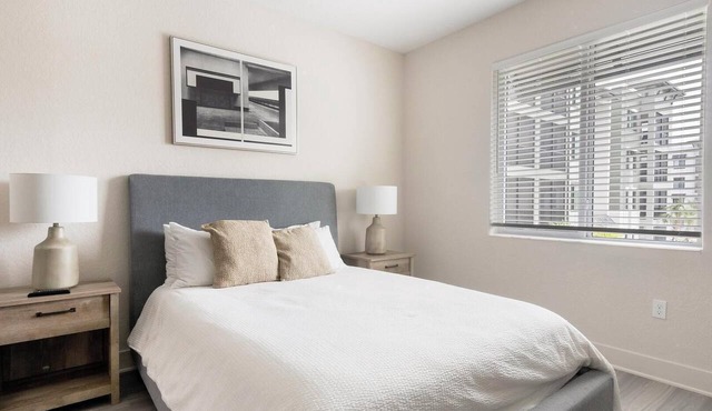 Landing | Modern 2BD, Yoga Studio, Pool