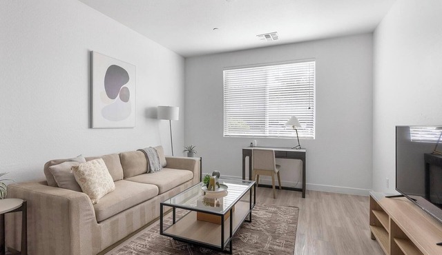 Landing | Stylish 1BD, Game Room, Yoga Studio