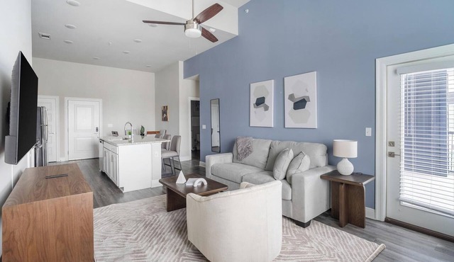 Landing | Stylish 3BD, Gym, Clubhouse