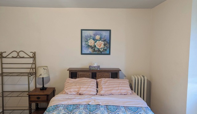 Large Sparkling Attic Unit w Private Bath