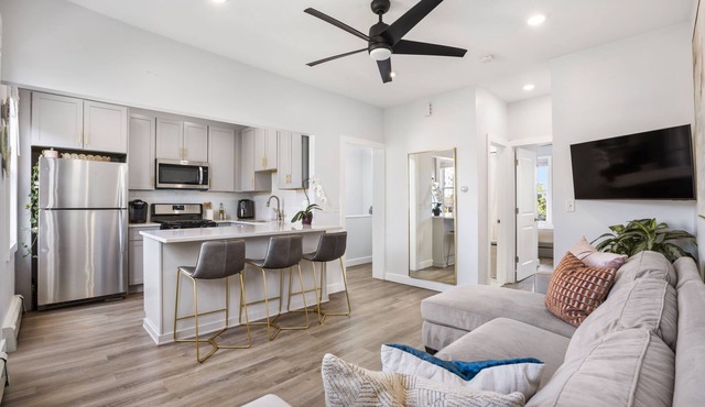 Light Rail to NYC & MetLife - Modern 2BR - W/D