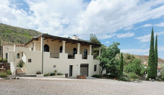 Little Daisy Historic Geode Sleeps 4 Sedona Views