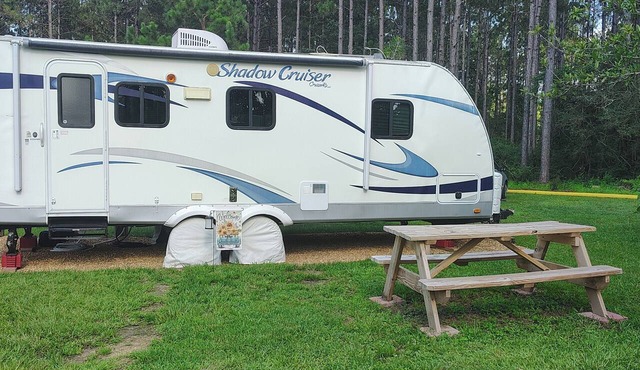 Little Mt. Retreat Camper with Water, Sewage, AC, and Limited Internet