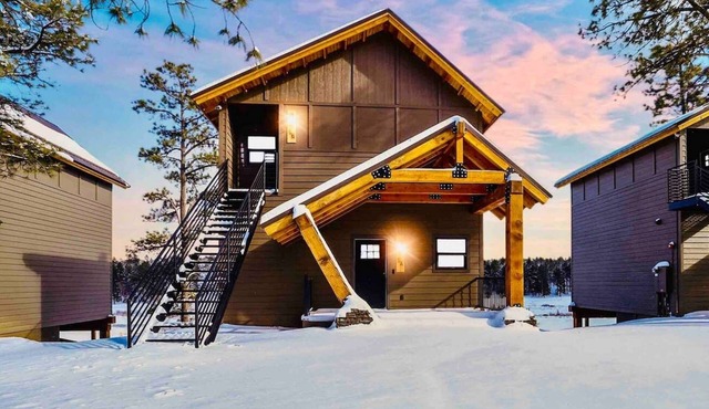 Luxurious Mountain Retreat!