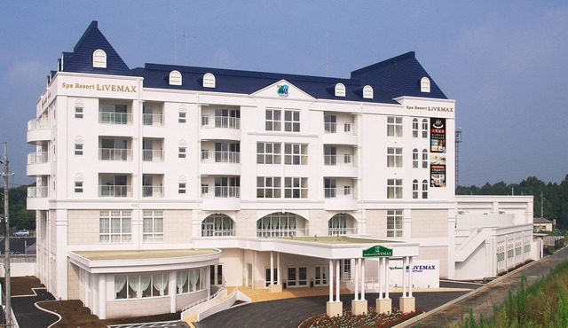 Luxurious, spacious, high-rise and relaxing 511