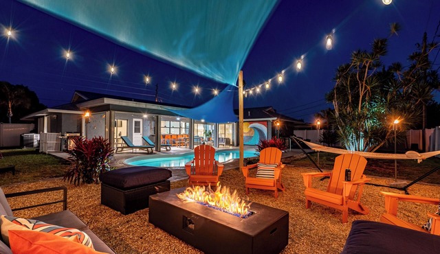 Luxury 3/2 Private Home - Dog Friendly - Heated Pool - Fire Pit - by Beach, Golf
