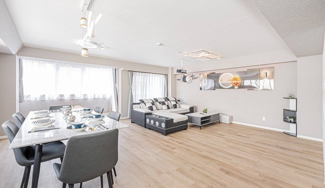 Luxury 3BR,2-shower,3-toilet!Theater,full kitchen,kids' room& garage.Family-f.