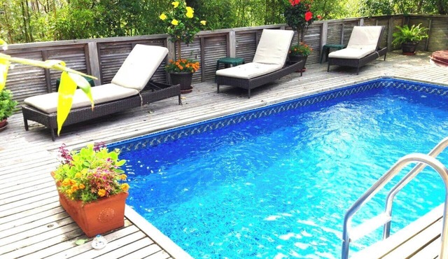 Luxury 4-bedroom house in Fire Island Pines - AC, bay views, heated pool and spa