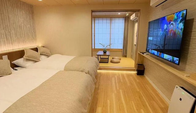 M house asakusa kaminarimon tokyo