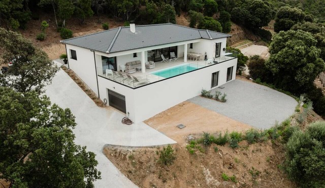 "Maison NININA"