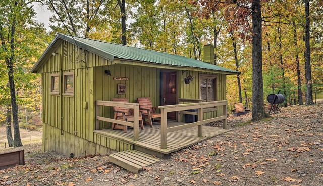 'Matt Dillon' Cabin ~ 1 Mile to Raystown Lake!