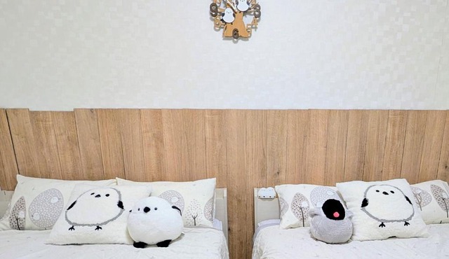 MIYAVI#101 3min walk from Narimasu Station, up to 6 people, spacious popular character room, Tokyo's largest Don Quijote