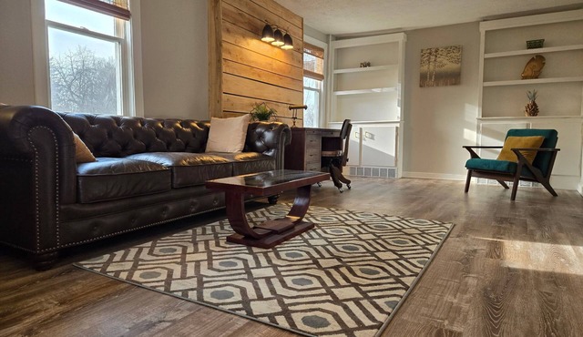 Modern 2-bedroom townhome in Penfield with a vintage touch