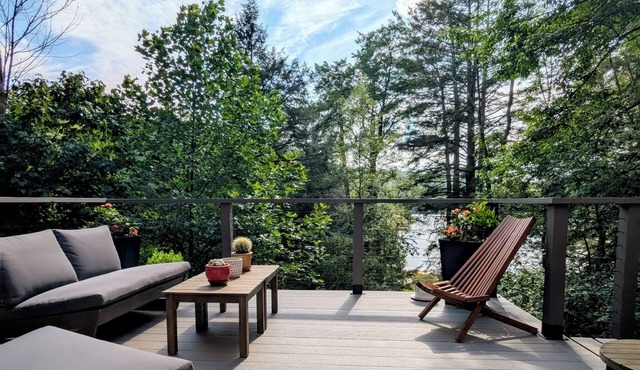 Modern Catskills Lakefront Home