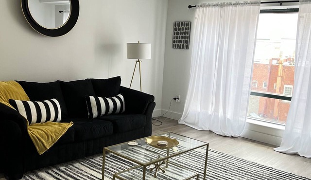 Modern Luxe 1BR Apt in Downtown Stamford