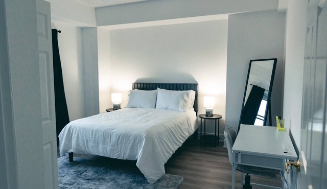 Modern Luxury 1BR Stamford Getaway
